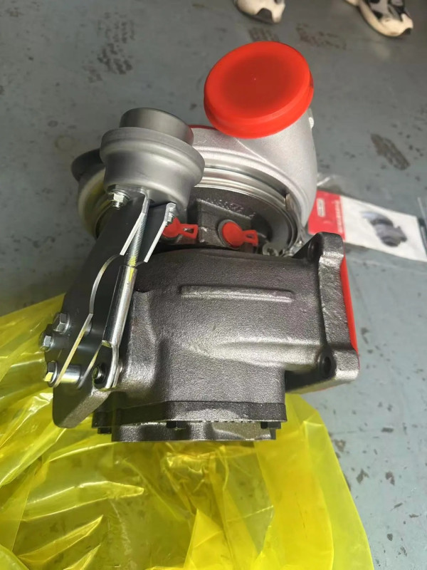 Турбокомпрессор 202V09100-7848 для газовых двигателей Sitrak MT13