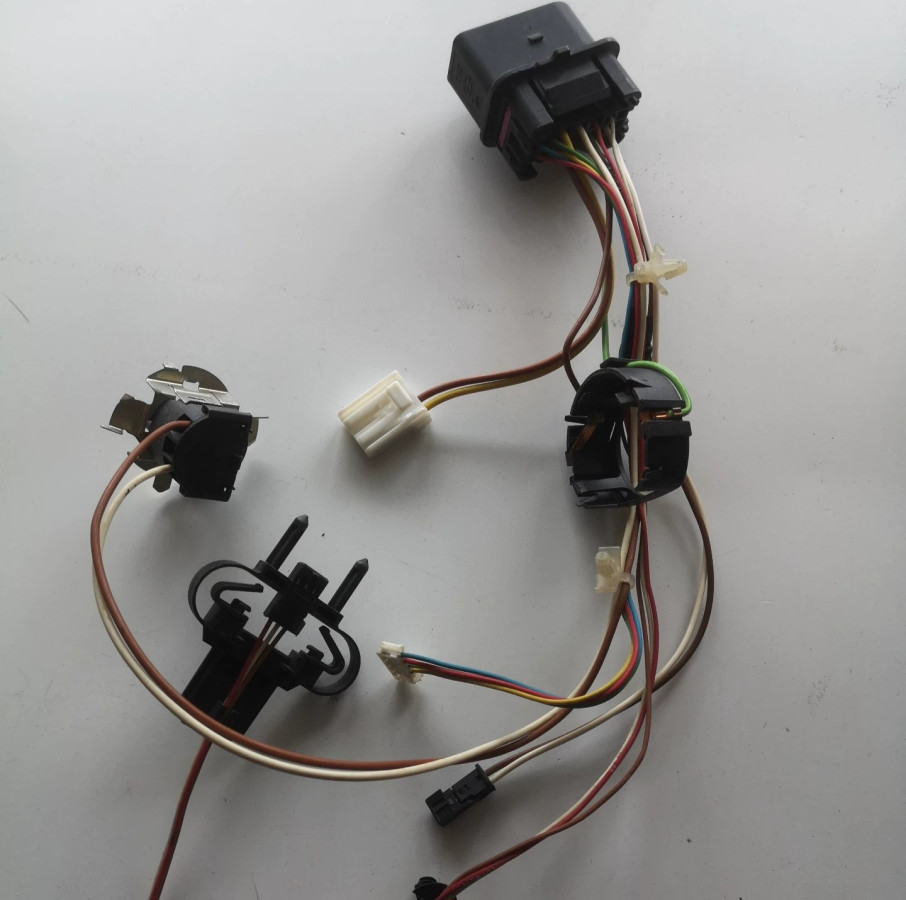 Жгут электропроводов к минусовой клемме стартера (C29/70B/BK/520/WH022) 712-25427-5221